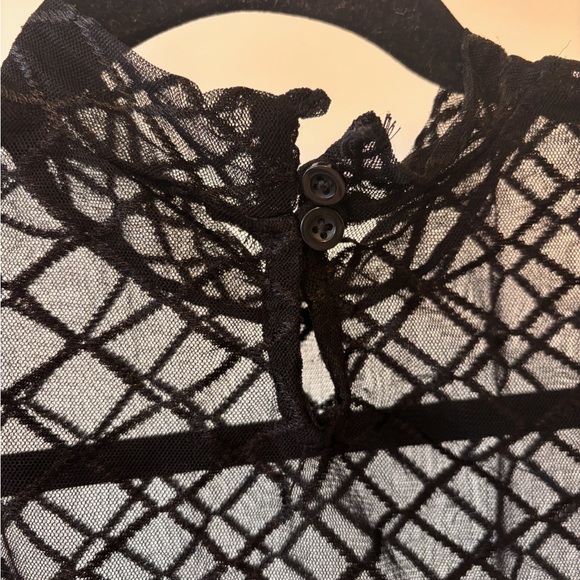 Sold Sheer Black Short-Sleeve Mesh Bodysuit Top - Picture 5 of 5